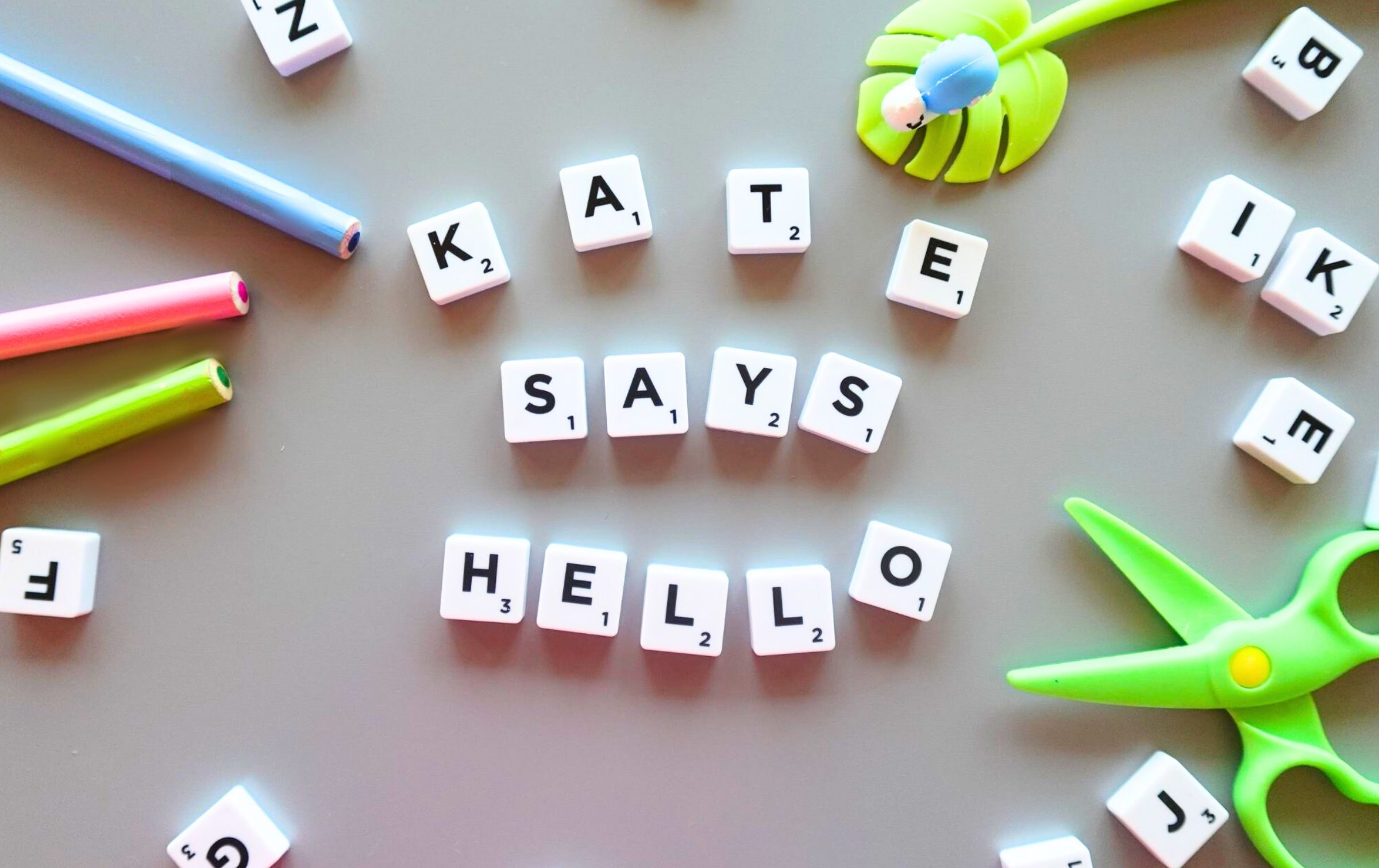 Kate Says Hello zdjęcie główne